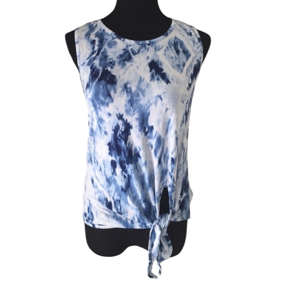 Tops - NIP Tank top with tie waist